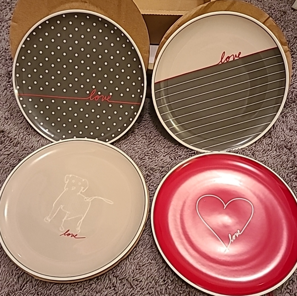 Ellen Degeneres Royal Doulton ED Signature Plate Set of 4 NEW with Box